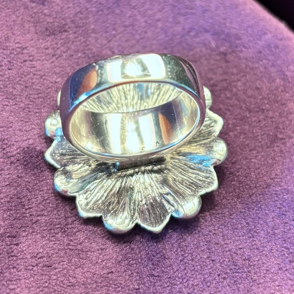 Lia Sophia ring with center rhinestone and small crystal and ivory gems. Size 10 - Picture 2 of 2